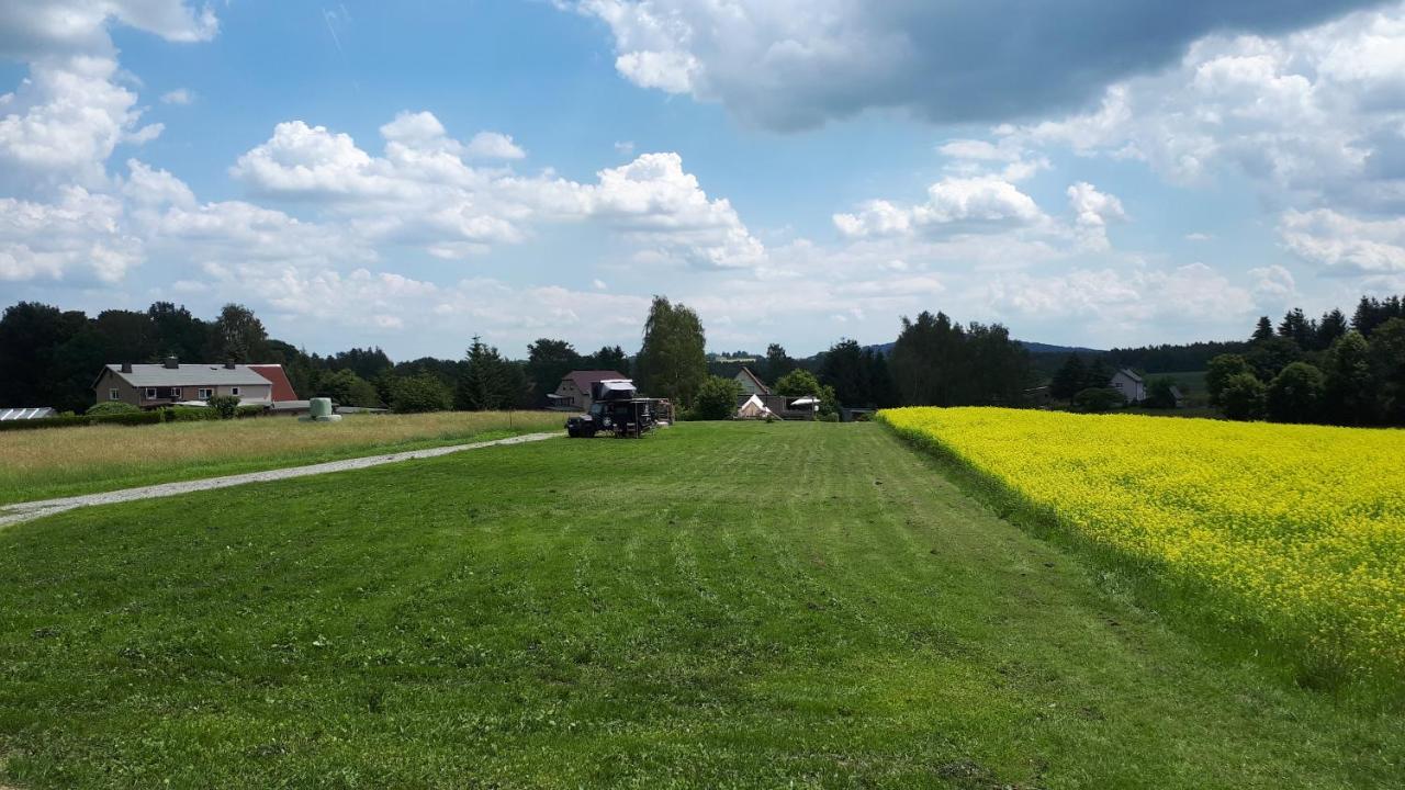 Autark-Camp Gleis A. Hotel Durrhennersdorf Bagian luar foto